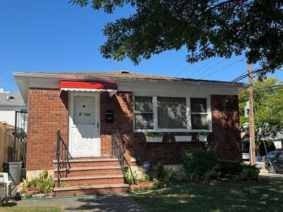 224-25 145th Ave