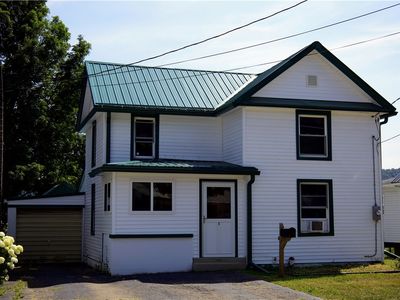 5 Lyon St