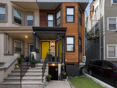 245 Summit Ave