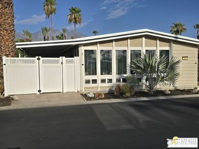 300 Juniper Dr