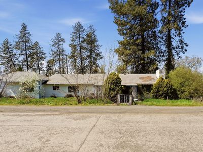 10212 S Electric Ave