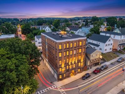 257 Pleasant St APT 7