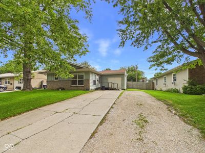 4 White Oak Ct
