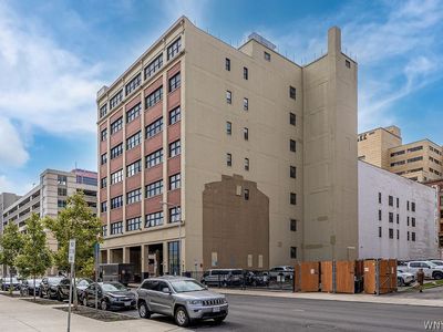 206 Ellicott St #601