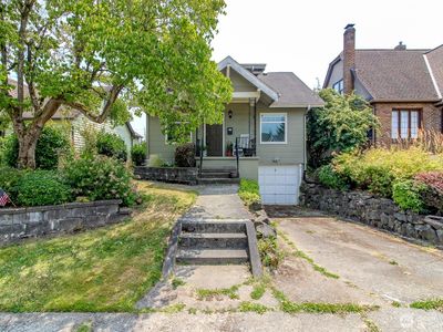 220 S 55th Street