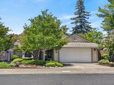 1310 Carnation Ct