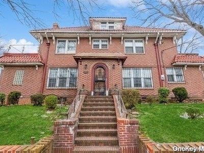 84-72 B 151st Street