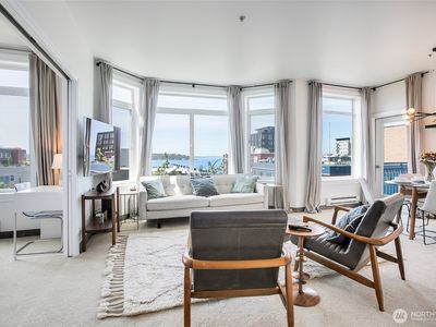 2414 1st Avenue #409