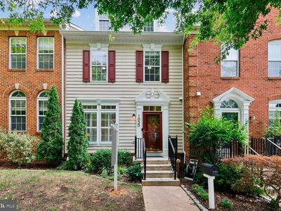 1030 Main St