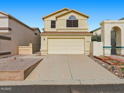 2934 W Laquila Aerie