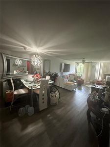 6301 N University Dr APT 206