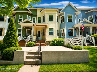 395 Jewett Ave