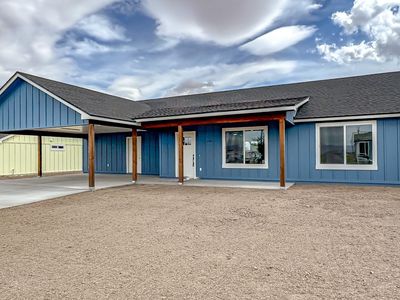 593 W Frying Pan Rd