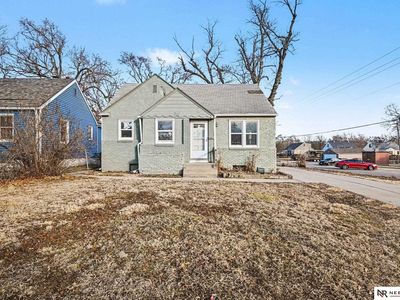 Property at 2611 Jackson St, Bellevue, NE