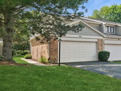 Property at 1422 James Ct, Libertyville, IL