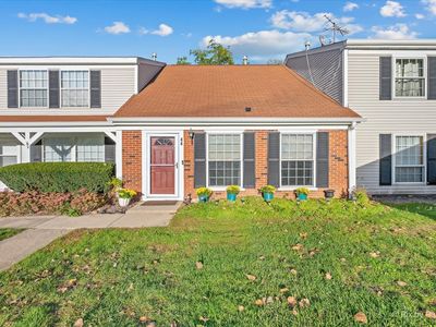 44 Silver Tree Cir