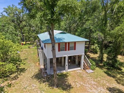 340 NE Trestle Dr