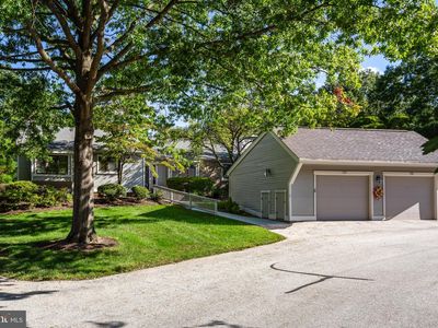 735 Inverness Dr