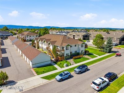 1124 Longbow Ln #1A