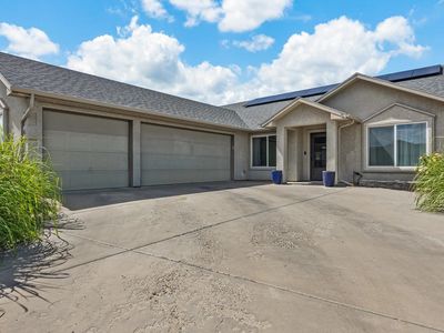 965 Catalpa Ct