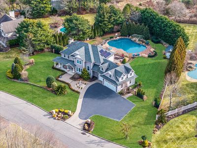 30 Hampton Drive