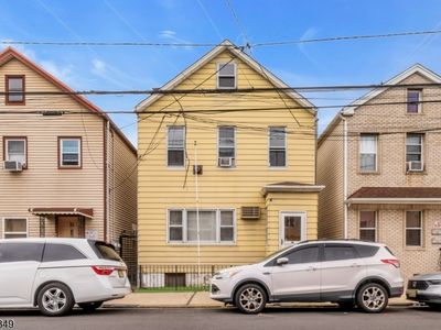 Property at 29 Kossuth St, Newark, NJ