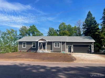 155 Brookton Rd