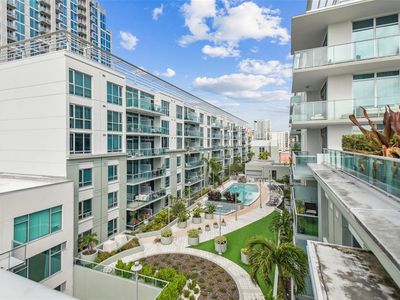 111 N 12th St UNIT 1808