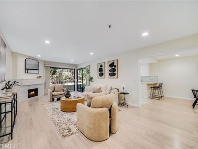 280 Cagney Ln APT 103