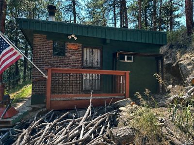 6897 High Drive