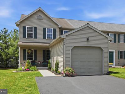Property at 596 Wood Duck Dr, Manheim, PA