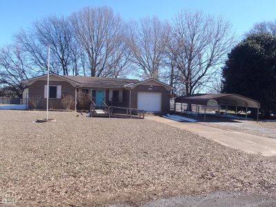 6826 Ridge Rd