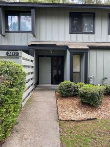 2432 NW 47th Ln