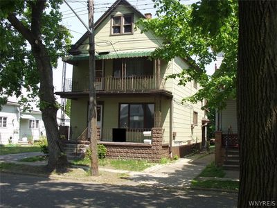35 Weiss St