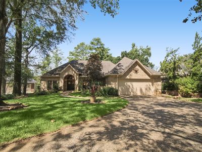 112 Inverness Dr