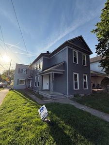 800 Lorain Ave #802-808