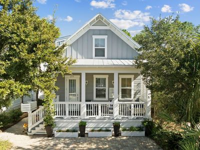 255 Emerald Beach Cir