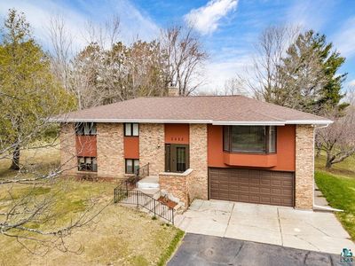 2332 Springvale Rd
