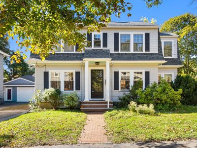 29 Fairview Ave
