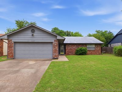 3207 S Skylane Dr W
