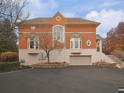 112 Winding Creek Way