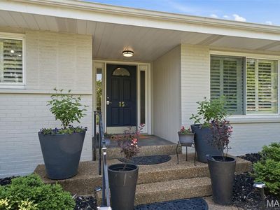 15 Glen Creek Ln