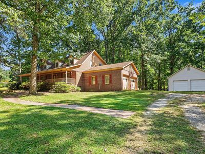 100 Dogwood Dr
