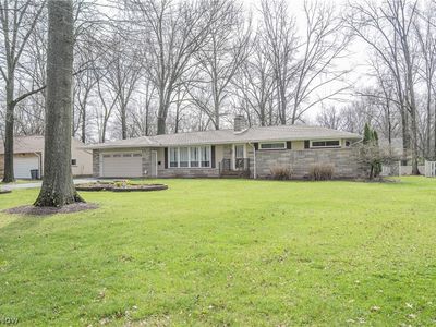 375 Sleepy Hollow Dr