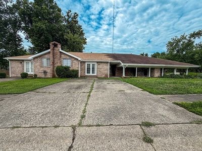 860 Lakeview Dr APT B