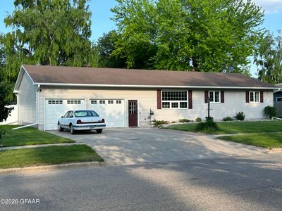 1472 Western Ave