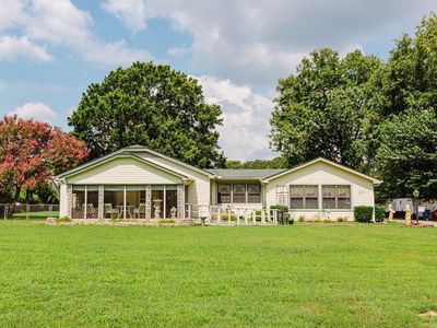211 Southeastern Ave