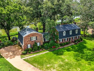 2821 Greenview Rd