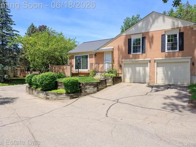 1534 Hidden Valley Ln