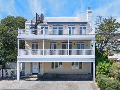 6109 Ocean Front Ave